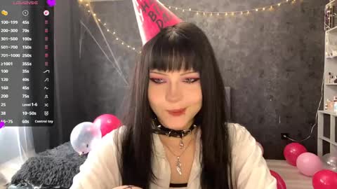 EmilySuonn online show from 05.16.26