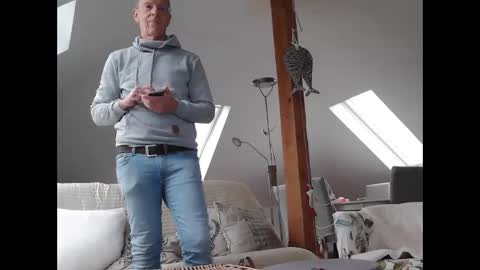 Snapshot of suzisshowboyxl chatting on 12.22.25 Mmaxime1 online show from 12.22.25