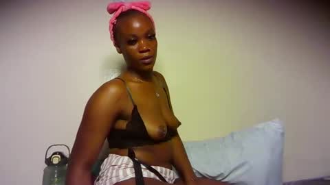 Wildpeachy online show from 11.19.25