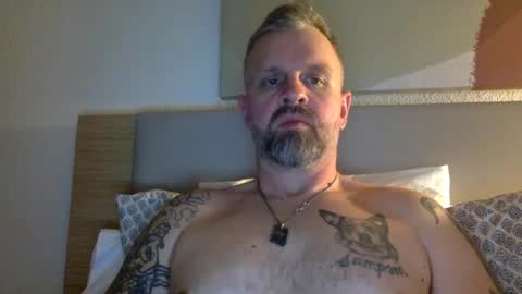 svnny222 online show from 02.28.25