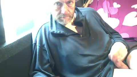Snapshot of swartarn chatting on 06.14.26 ArnSwart online show from 06.14.26