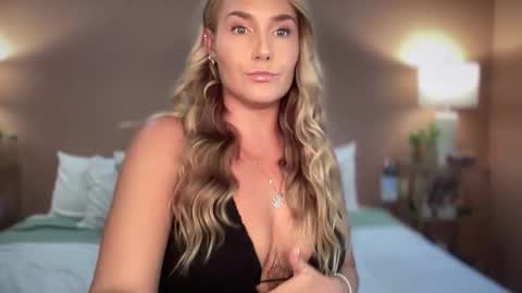 Swedish Candii online show from 02.02.26