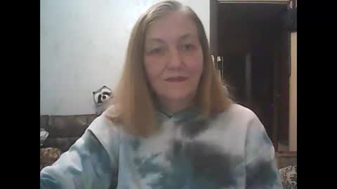 Snapshot of sweet4blonde67 chatting on 04.27.26 sweet4blonde67 online show from 04.27.26