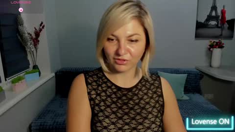 Snapshot of sweet___margaret chatting on 01.11.25 Margaret online show from 01.11.25