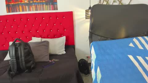 Carolina online show from 09.28.25