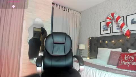 Vanessa online show from 12.14.25