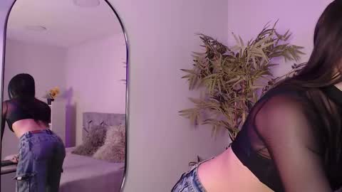 Snapshot of sweet_alexaa_ chatting on 09.16.25 Alexa online show from 09.16.25