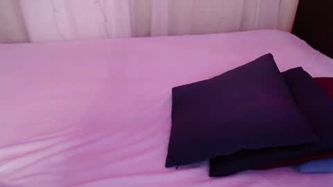 Snapshot of sweet_alica15 chatting on 01.19.25 Alice online show from 01.19.25