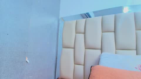 Amye  online show from 09.14.25