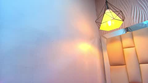 Amye  online show from 10.05.25