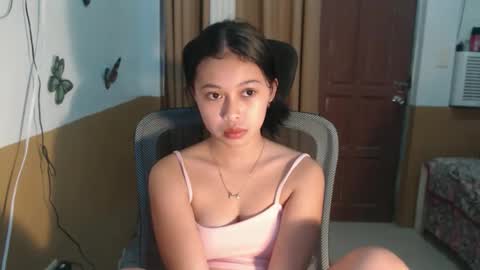 Snapshot of sweet_angela0701 chatting on 09.12.25 sweet_angela0701 online show from 09.12.25