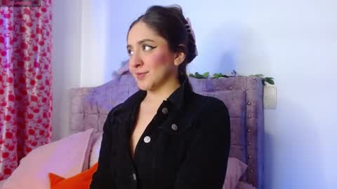 Sthefany Lauren Independent Model  online show from 12.13.24