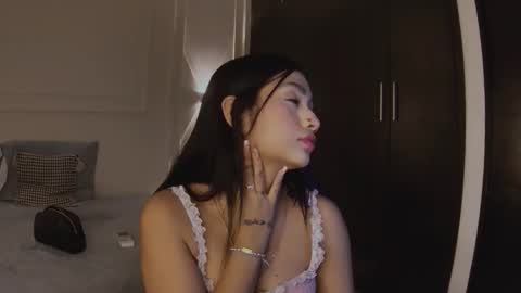 sweet Ayshel online show from 12.20.25