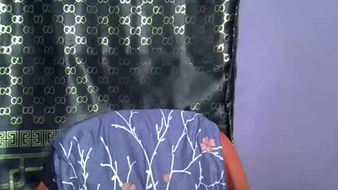 Snapshot of sweet_baby27 chatting on 10.05.25 sweet baby online show from 10.05.25