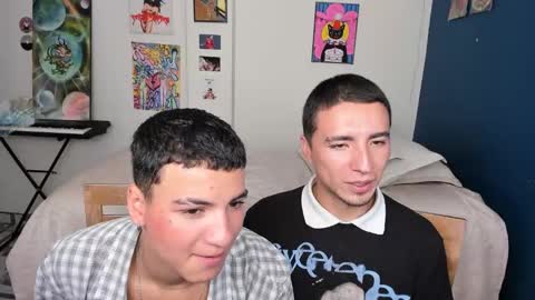 Snapshot of sweet_boys_xx chatting on 01.07.25 CristianBrayan PVT OPEN online show from 01.07.25
