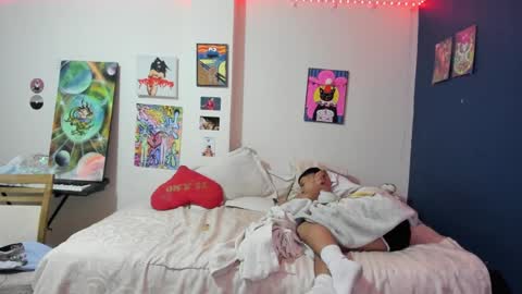 Snapshot of sweet_boys_xx chatting on 01.09.25 CristianBrayan PVT OPEN online show from 01.09.25