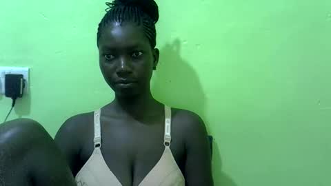 Snapshot of sweet_cherie1 chatting on 02.03.26 sweet_cherie1 online show from 02.03.26