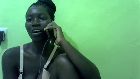 Snapshot of sweet_cherie1 chatting on 02.04.26 sweet_cherie1 online show from 02.04.26