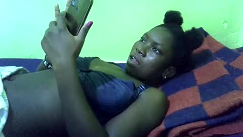 Snapshot of sweet_cherie1 chatting on 02.28.26 sweet_cherie1 online show from 02.28.26