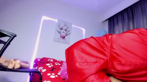 Snapshot of sweet_cinamon69 chatting on 04.18.26 Canela online show from 04.18.26