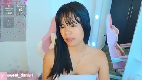 sweet_dania_ online show from 03.04.25