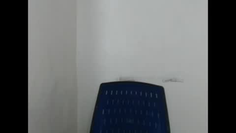 Snapshot of sweet_ebonycum chatting on 04.27.26 sweet_ebonycum online show from 04.27.26