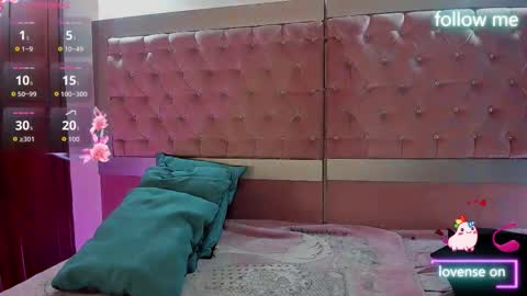  emmili  online show from 02.06.26