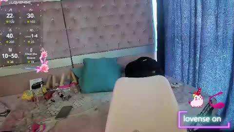 Snapshot of sweet_emmili chatting on 06.24.26 emmili online show from 06.24.26
