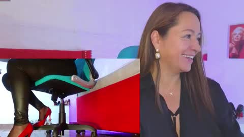 Sweet Evans online show from 09.24.25