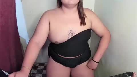 Snapshot of sweet_frex123 chatting on 12.03.25 sweet_frex123 online show from 12.03.25