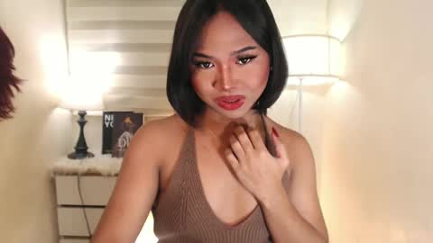 Snapshot of sweet_hoelly chatting on 01.21.25 Slutty Shannel online show from 01.21.25