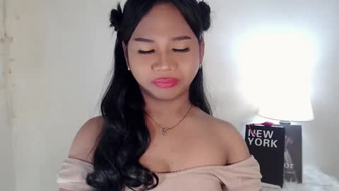 Snapshot of sweet_hoelly chatting on 03.04.25 Slutty Shannel online show from 03.04.25