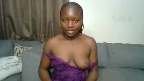 Snapshot of sweet_jenica chatting on 07.02.26 ESTHER NEEMA online show from 07.02.26