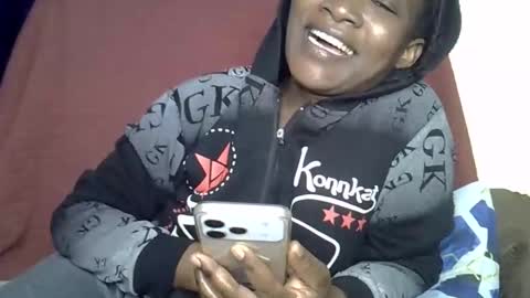 Snapshot of sweet_lessly chatting on 02.12.26 sweet_lessly online show from 02.12.26