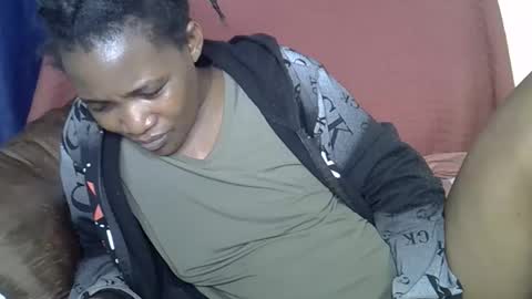 Snapshot of sweet_lessly chatting on 02.27.26 sweet_lessly online show from 02.27.26