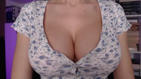 Jen online show from 03.04.26