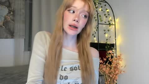 Melissa. Join me on Fansly link in social medias online show from 04.07.26