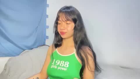 Snapshot of sweet_molly420 chatting on 02.21.26 sweet molly420 online show from 02.21.26