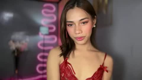 Snapshot of sweet_nikki03 chatting on 05.17.26 sweet_nikki03 online show from 05.17.26