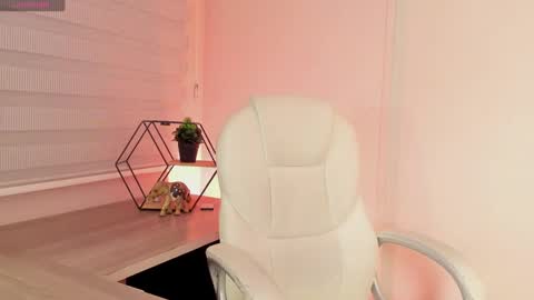 Sweet Obsession online show from 09.13.25