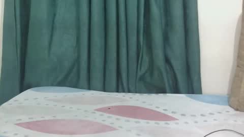 Snapshot of sweet_peachiee chatting on 03.29.26 sweet peachy online show from 03.29.26