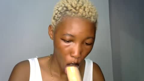 sweet girl online show from 06.10.26