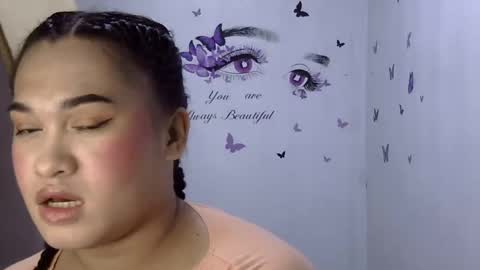 YOUR SWEET SHANTAL online show from 03.05.25