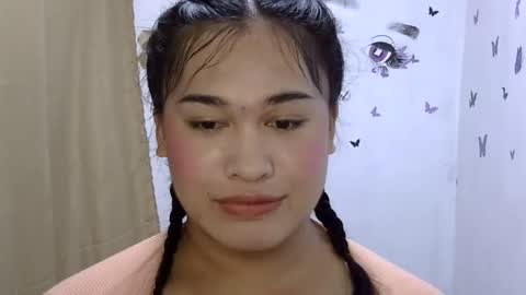 YOUR SWEET SHANTAL online show from 03.12.25