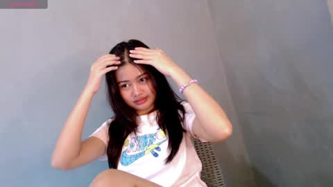 Snapshot of sweet_sirenxx chatting on 12.09.24 Leah online show from 12.09.24