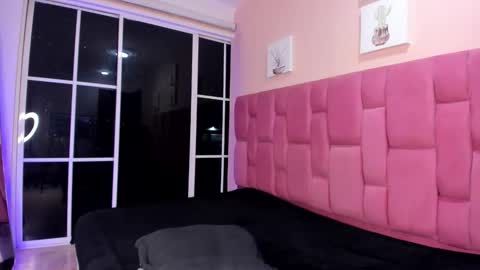 sweet_stacie online show from 12.19.25