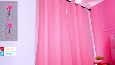 Yeileen online show from 03.05.25