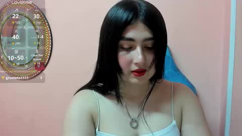 Snapshot of sweet_sumisive chatting on 11.18.25 S W E E T online show from 11.18.25