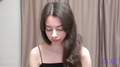Snapshot of sweet_sweet_angel chatting on 07.01.26 Angel online show from 07.01.26