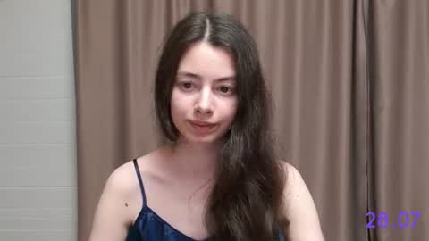 Snapshot of sweet_sweet_angel chatting on 07.28.26 Angel online show from 07.28.26